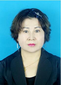 李芳.jpg